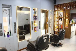 DKs Unisex Salon - Best Hair Spa, Unisex Salon, Makeup Artist, Skin Salon image
