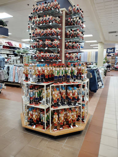 Home Goods Store «Christmas Tree Shops», reviews and photos, 28-34 Broadway, Lynnfield, MA 01940, USA