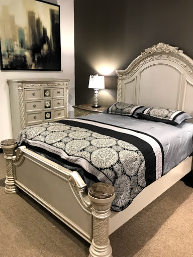 Furniture Store «Furniture Deals», reviews and photos, 14121 US-40, Kansas City, MO 64136, USA