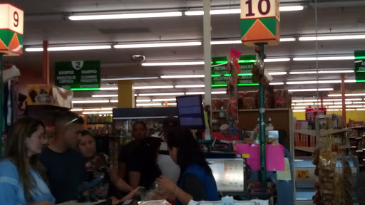 Grocery Store «Supermercado Guanajuato», reviews and photos, 6201 Preston Hwy, Louisville, KY 40219, USA