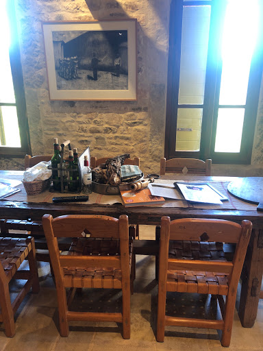 Winery «La Cruz de Comal Wines, Ltd.», reviews and photos, 7405 FM 2722, Canyon Lake, TX 78133, USA