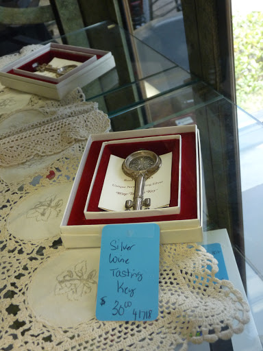 Thrift Store «Sheriffs Ranches Enterprises, Inc. Thrift Store», reviews and photos, 27900 US-27 #112, Leesburg, FL 34748, USA