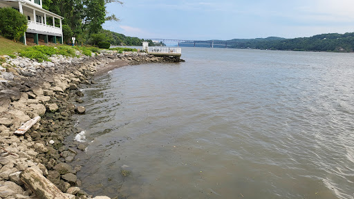 Park «Quiet Cove Riverfront Park», reviews and photos, 1 Clear Water Dr, Poughkeepsie, NY 12601, USA