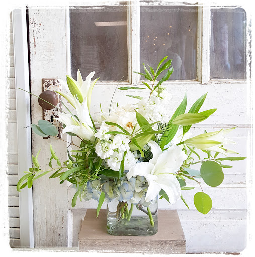 Florist «Sedgefield Florist», reviews and photos, 5002 High Point Rd a, Greensboro, NC 27407, USA