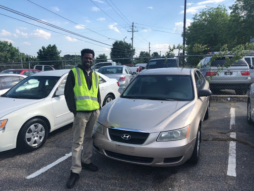 Used Car Dealer «Lavish Auto Sales», reviews and photos, 4526 Old Wake Forest Rd, Raleigh, NC 27609, USA