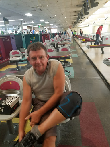 Bowling Alley «Bowlero Lanes», reviews and photos, 3852 Steilacoom Blvd SW, Tacoma, WA 98499, USA