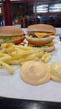 Hamburger du Restauration rapide Restaurant Istanbul kiss à Cergy - n°9