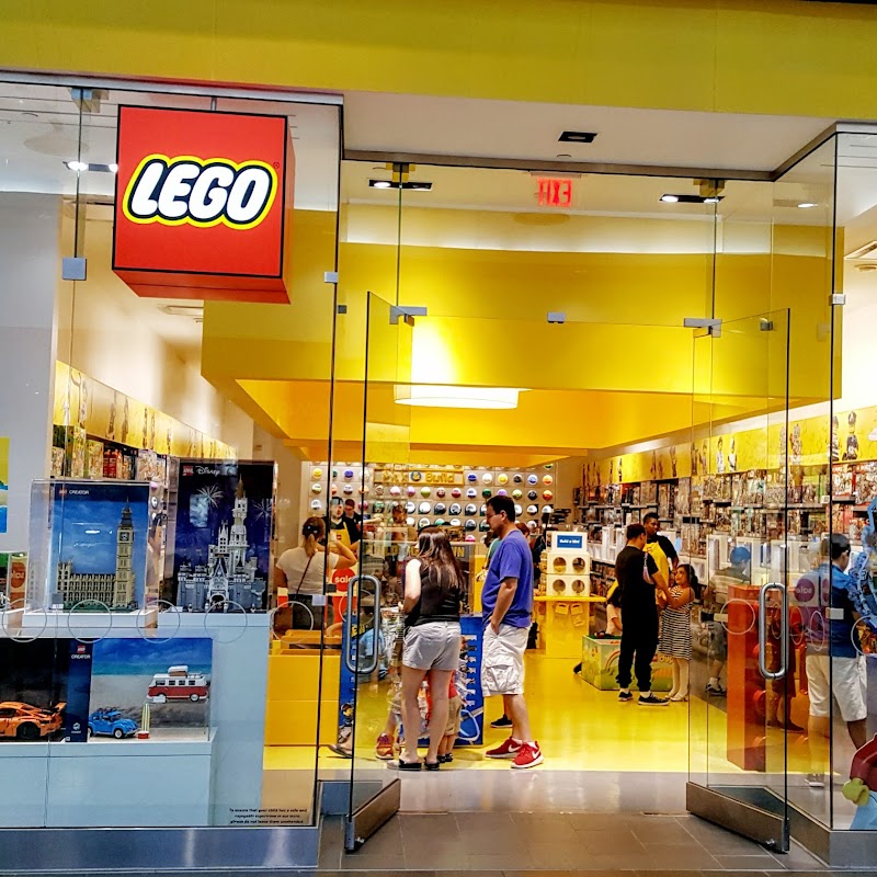 The LEGO® Store Castleton