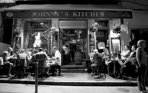 Johnny's Kitchen Irish Pub