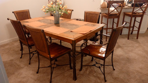 Consignment Shop «Retreat Home & Lifestyle Resale Store», reviews and photos, 1501 US-190, Covington, LA 70433, USA