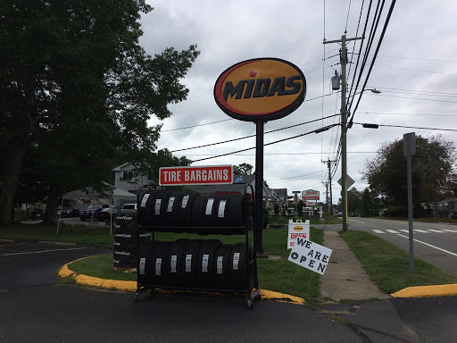 Car Repair and Maintenance «Midas», reviews and photos, 55 Boston Post Rd, Westbrook, CT 06498, USA