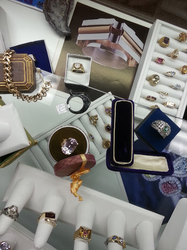Jewelry Store «Black Oyster Gem Jewelers», reviews and photos, 250 Main St S, Southbury, CT 06488, USA
