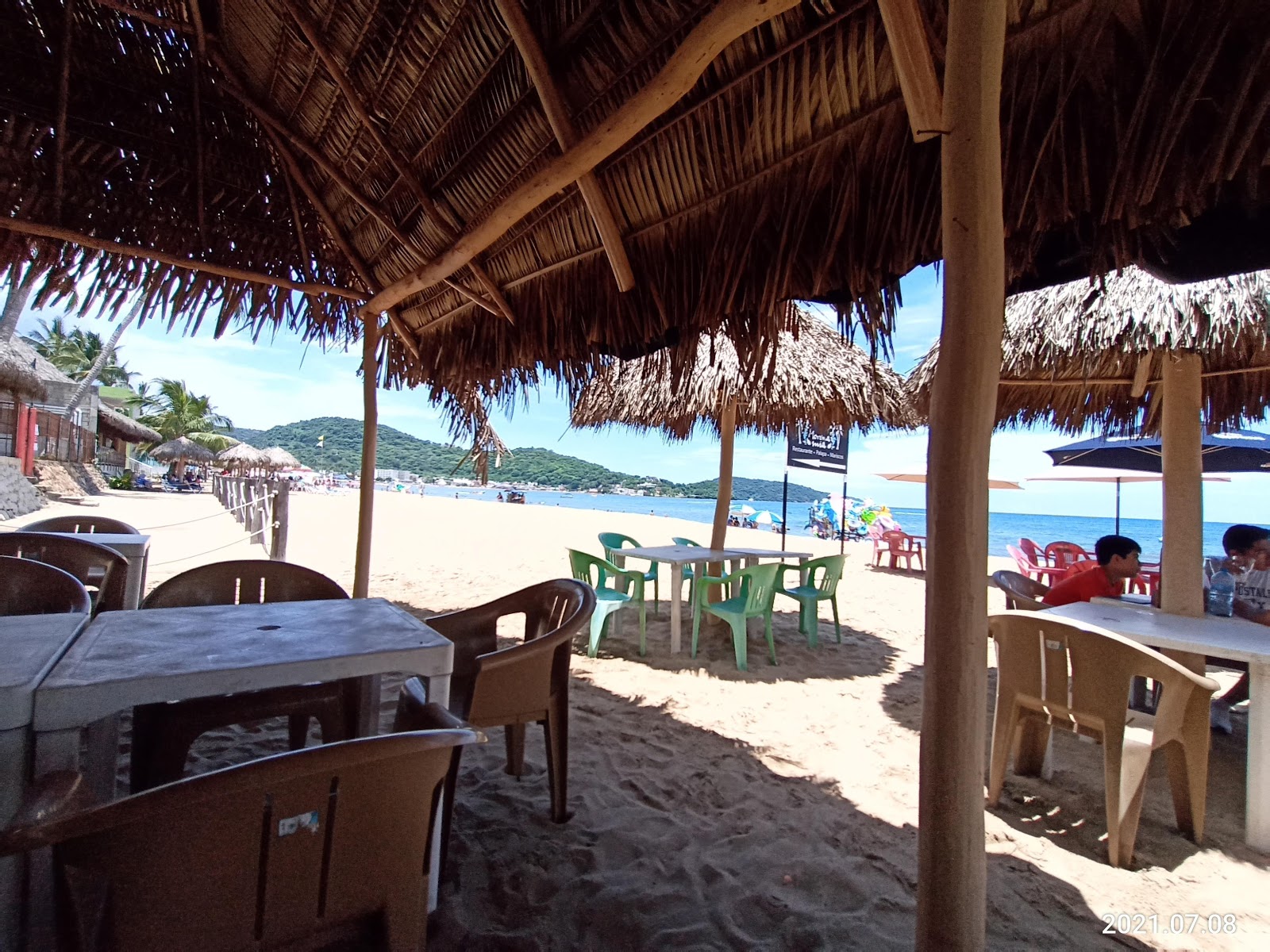 Valokuva Playa Rincon de Guayabitosista. - suositellaan perheen matkustajille, joilla on lapsia