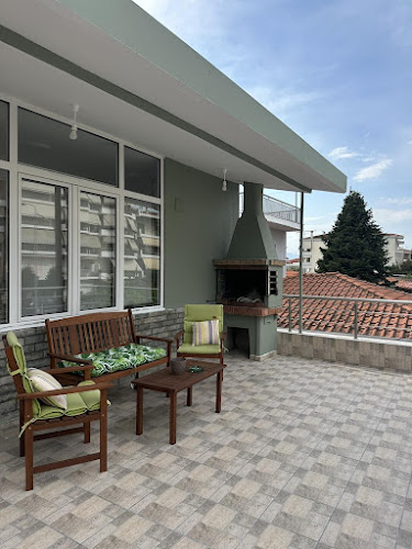 Opinii despre Bakopoulos resort în Τρίκαλα - Κτηματομεσιτικό γραφείο