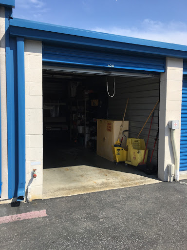 Self-Storage Facility «US Storage Centers», reviews and photos, 1415 Hawthorne Blvd, Redondo Beach, CA 90277, USA