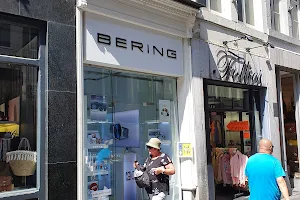 BERING Concept store image