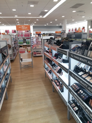 Cosmetics Store «Ulta Beauty», reviews and photos, 815 N 10th St, Renton, WA 98057, USA