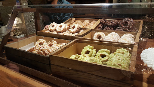 Donut Shop «Doughnut Vault», reviews and photos, 111 N Canal St, Chicago, IL 60606, USA