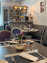 Atmosphère du Restaurant La Table de Bruno à Saint-Maximin-la-Sainte-Baume - n°12