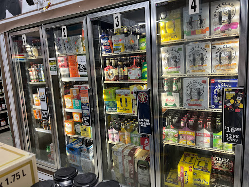 Liquor Store «Sunshine Liquor», reviews and photos, 701 Motter Ave, Frederick, MD 21701, USA
