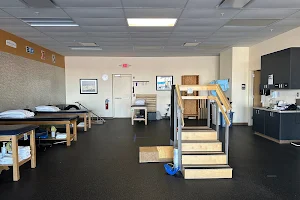 Athletico Physical Therapy - Woodridge image