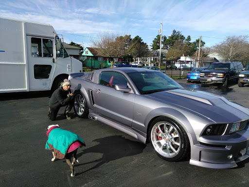 Used Car Dealer «Happy Motors Inc», reviews and photos, 134 NW 15th St, Newport, OR 97365, USA