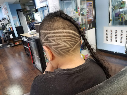 Barber Shop «St. Johns Barber Shop», reviews and photos, 22815 Pacific Hwy S, Des Moines, WA 98198, USA