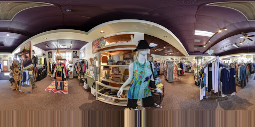 Home Goods Store «Cornerstone Shop & Gallery», reviews and photos, 214 Broad St, Lake Geneva, WI 53147, USA