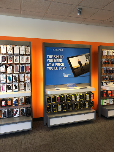 Cell Phone Store «AT&T Authorized Retailer», reviews and photos, 55 McHenry Rd, Buffalo Grove, IL 60089, USA