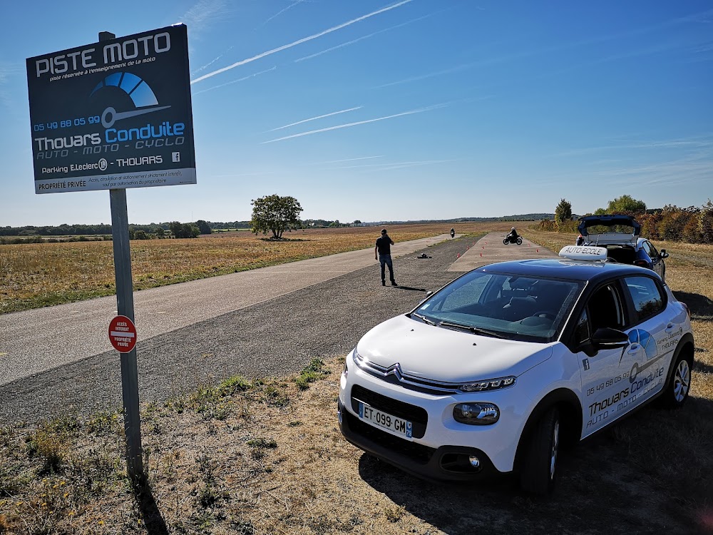 photo de l'auto ecole THOUARS CONDUITE