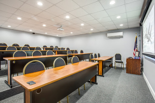 Flight School «Phoenix East Aviation», reviews and photos