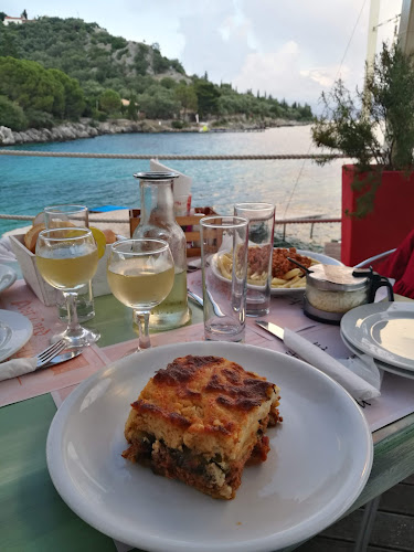 Opinii despre Mitsos Taverna în Κέρκυρα - Εστιατόριο