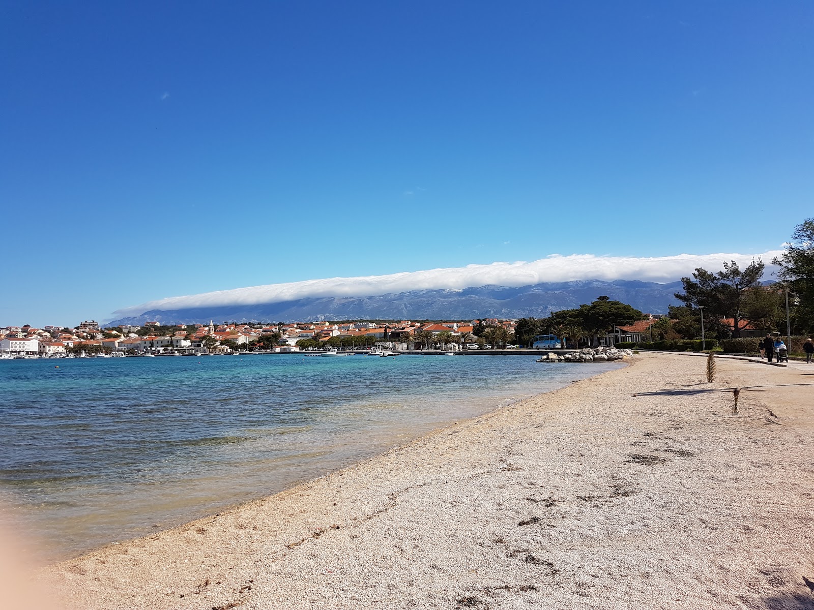 Vrtic beach'in fotoğrafı #43 ile birlikte