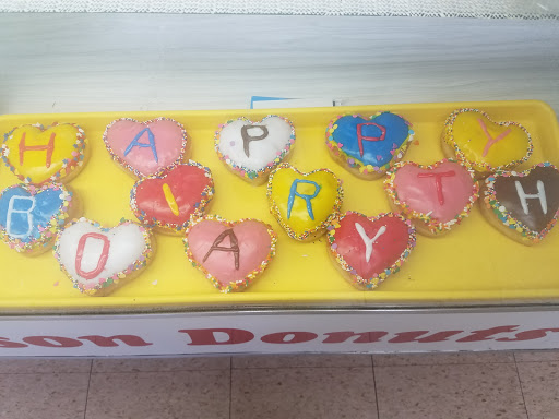 Donut Shop «Jefferson Donut Shop», reviews and photos, 1005 E Jefferson St, Grand Prairie, TX 75051, USA