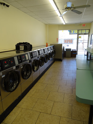 Laundromat «Fresh and Clean Laundromat», reviews and photos, 1734 E 2nd St, Scotch Plains, NJ 07076, USA