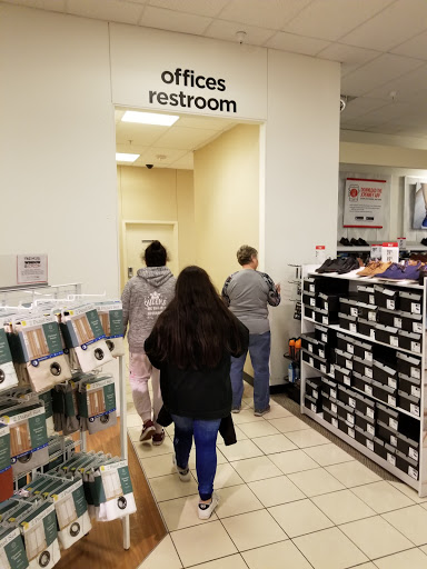 Department Store «JCPenney», reviews and photos, 3333 Marketplace Dr, Council Bluffs, IA 51501, USA