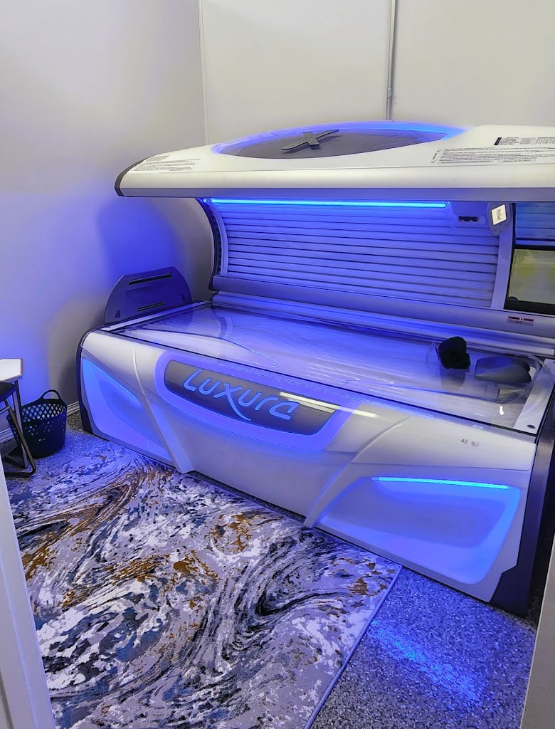 Pure Tan and Wellness 54568