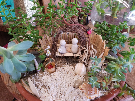 Florist «Little Flower Shop», reviews and photos, 616 High St, Delano, CA 93215, USA