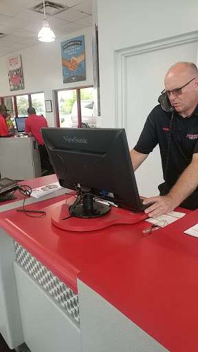 Tire Shop «Discount Tire Store - Woodhaven, MI», reviews and photos, 22160 Allen Rd, Woodhaven, MI 48183, USA