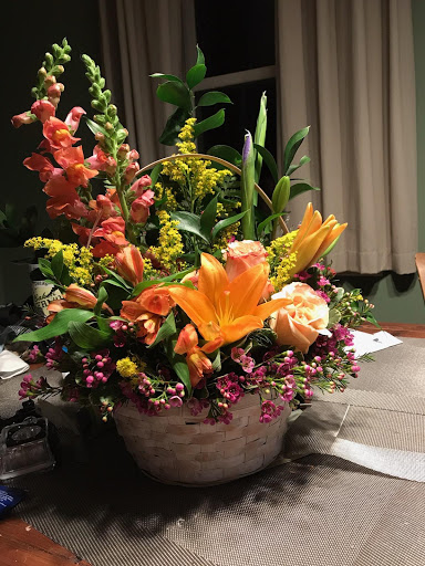 Florist «Kathy and Company Florist», reviews and photos, 221 Colchester Ave, Burlington, VT 05401, USA