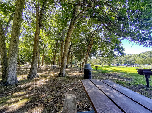 Park «West Hills County Park», reviews and photos, Sweet Hollow Rd, Melville, NY 11747, USA