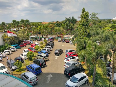 Photos of Parkir Mobil Keluarga Sehat Hospital