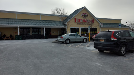 Grocery Store «Hannaford Supermarket», reviews and photos, 32 NY-82, Hudson, NY 12534, USA