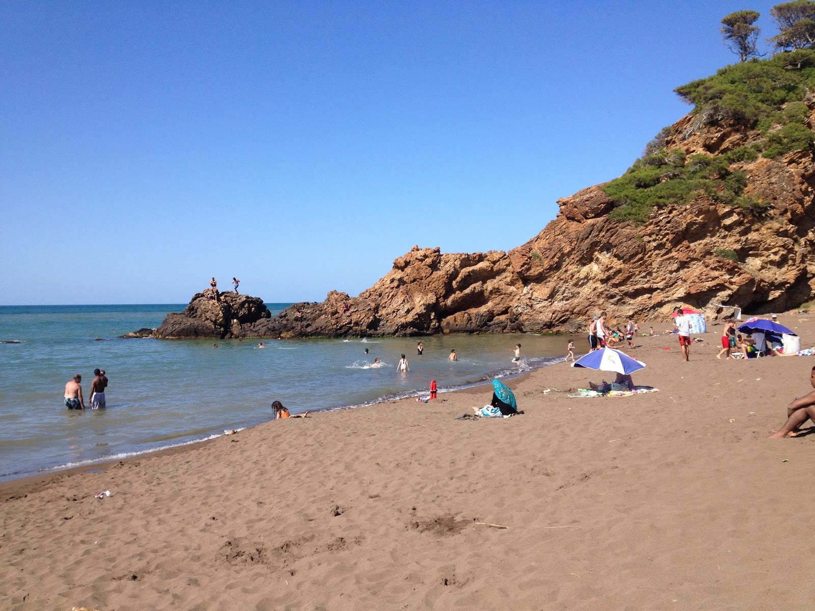 Zdjęcie Plage Sidi Brahim z powierzchnią brązowy piasek