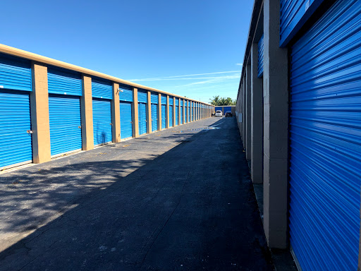 Self-Storage Facility «Lighthouse Self Storage Homestead», reviews and photos, 701 S Homestead Blvd, Homestead, FL 33030, USA