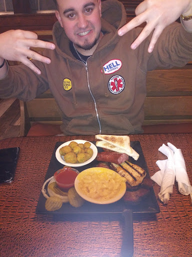 Restaurant «Country Store», reviews and photos, 78 I-35, Cotulla, TX 78014, USA