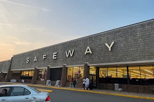 Safeway image