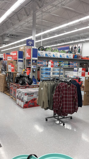 Sporting Goods Store «Academy Sports + Outdoors», reviews and photos, 13401 Shelbyville Rd #140, Louisville, KY 40223, USA