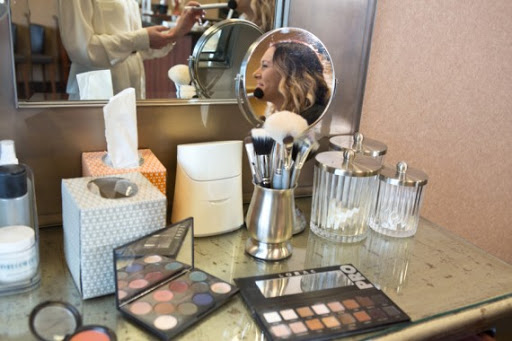 Beauty Salon «Salon Suzette», reviews and photos, 27 S Cass Lake Rd, Waterford Twp, MI 48328, USA