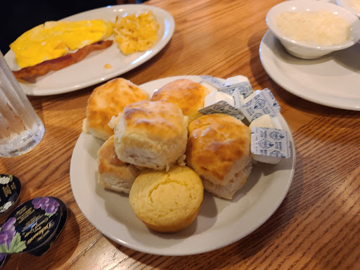 American Restaurant «Cracker Barrel Old Country Store», reviews and photos, 4343 Lakeland Park Dr, Lakeland, FL 33809, USA